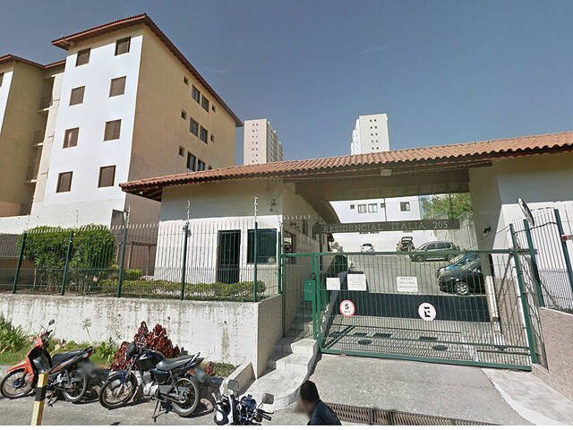 #1613 - Apartamento para Venda em Carapicuíba - SP - 1
